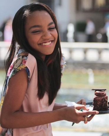 china-anne-mcclain-for-the-extra-01